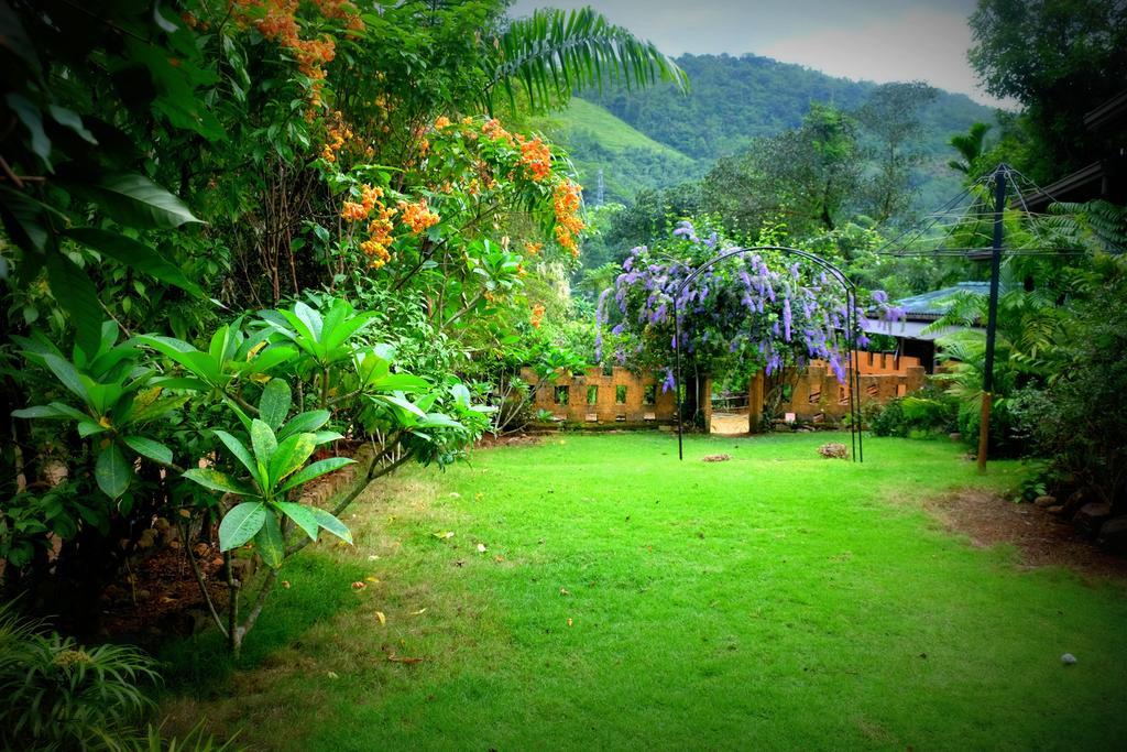 Sapphire Holiday Resort Ratnapura Dış mekan fotoğraf